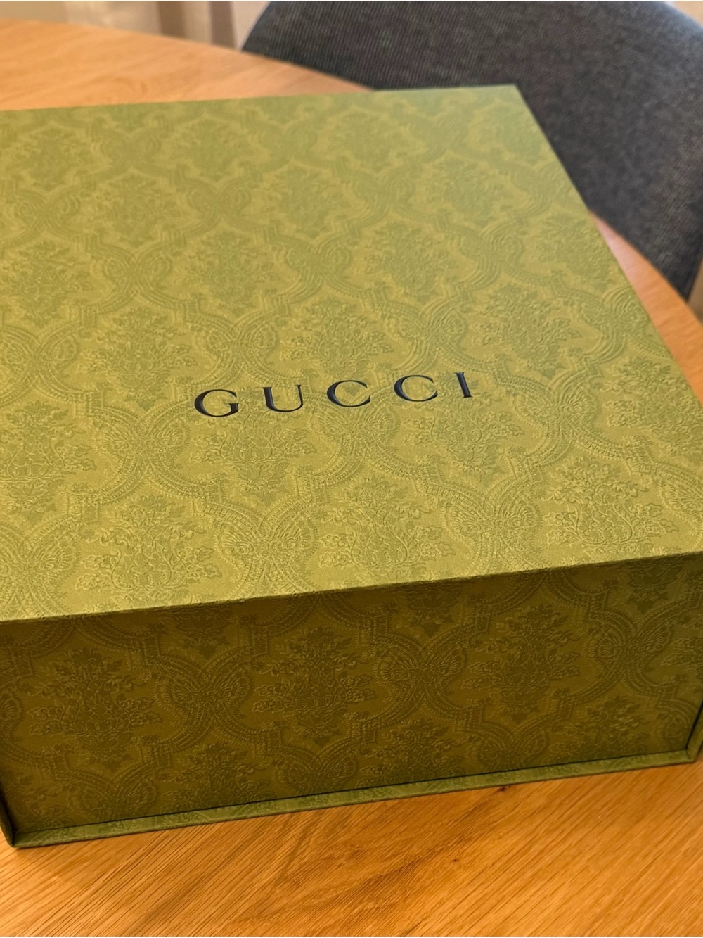 Gucci Cream Leather Mini Bucket Bag with Sherry Line Shoulder Strap - Picture 12 of 12